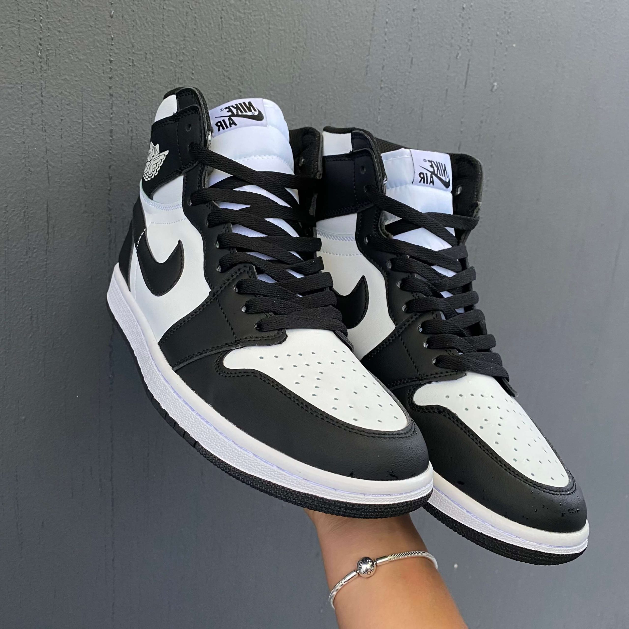 Nike Jordan Retro 1 Panda (2)