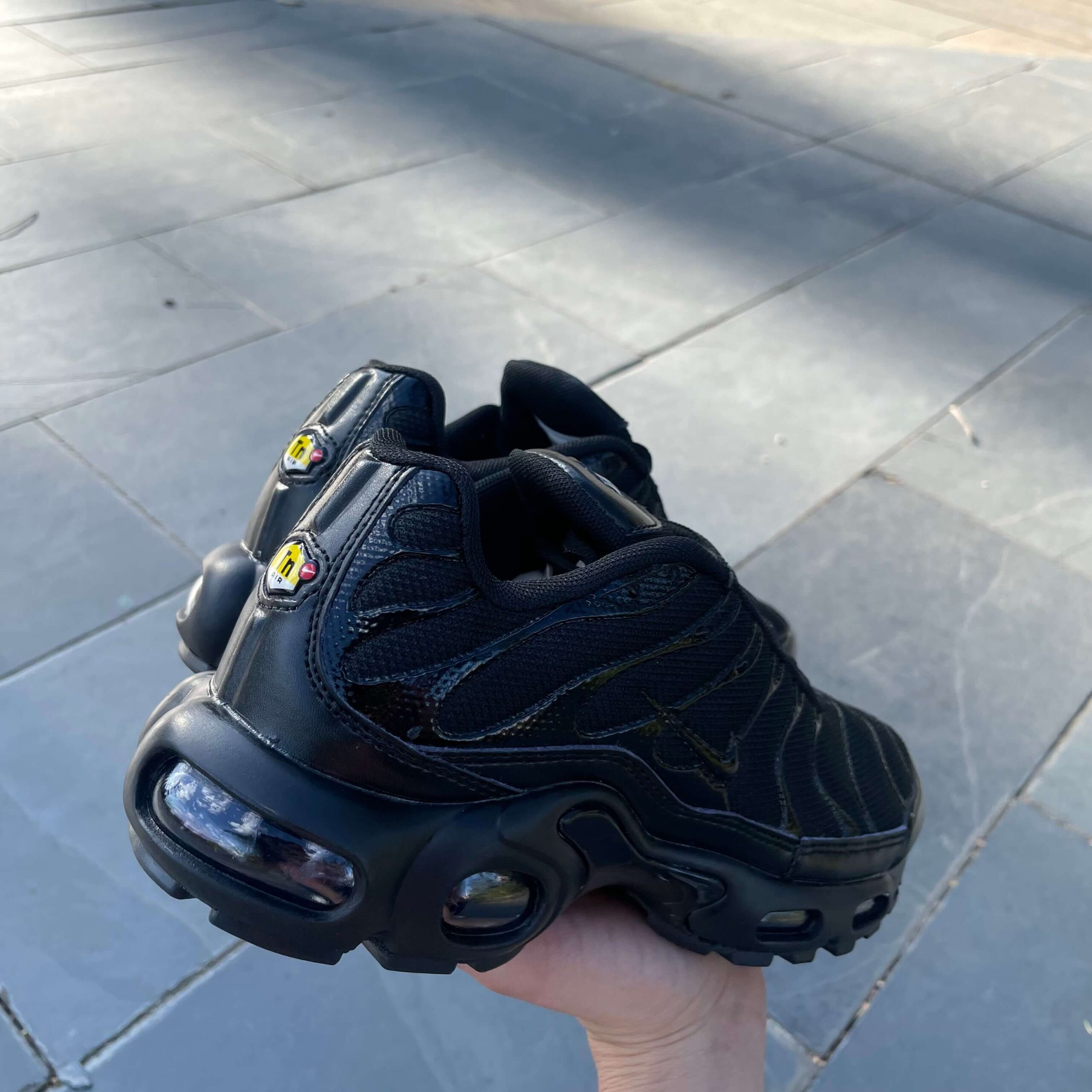 Air Max Plus (4)